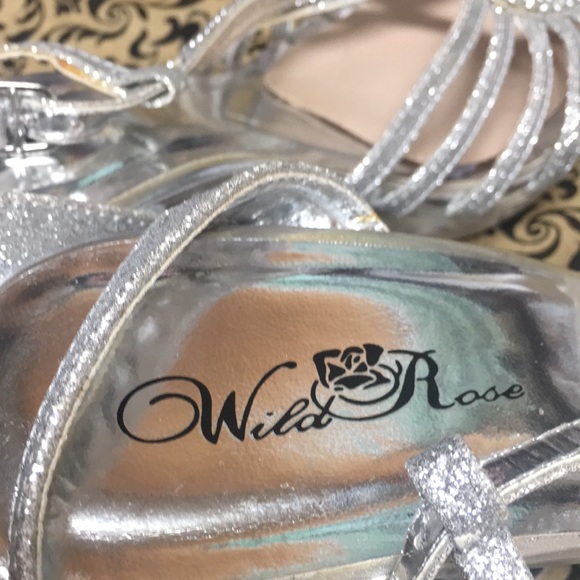 Wild Rose Silver Glitter Rhinestone High Heels 11 - Picture 12 of 12